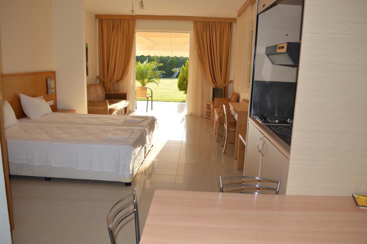 Alex House Aparthotel Ζαχάρω Εξωτερικό φωτογραφία